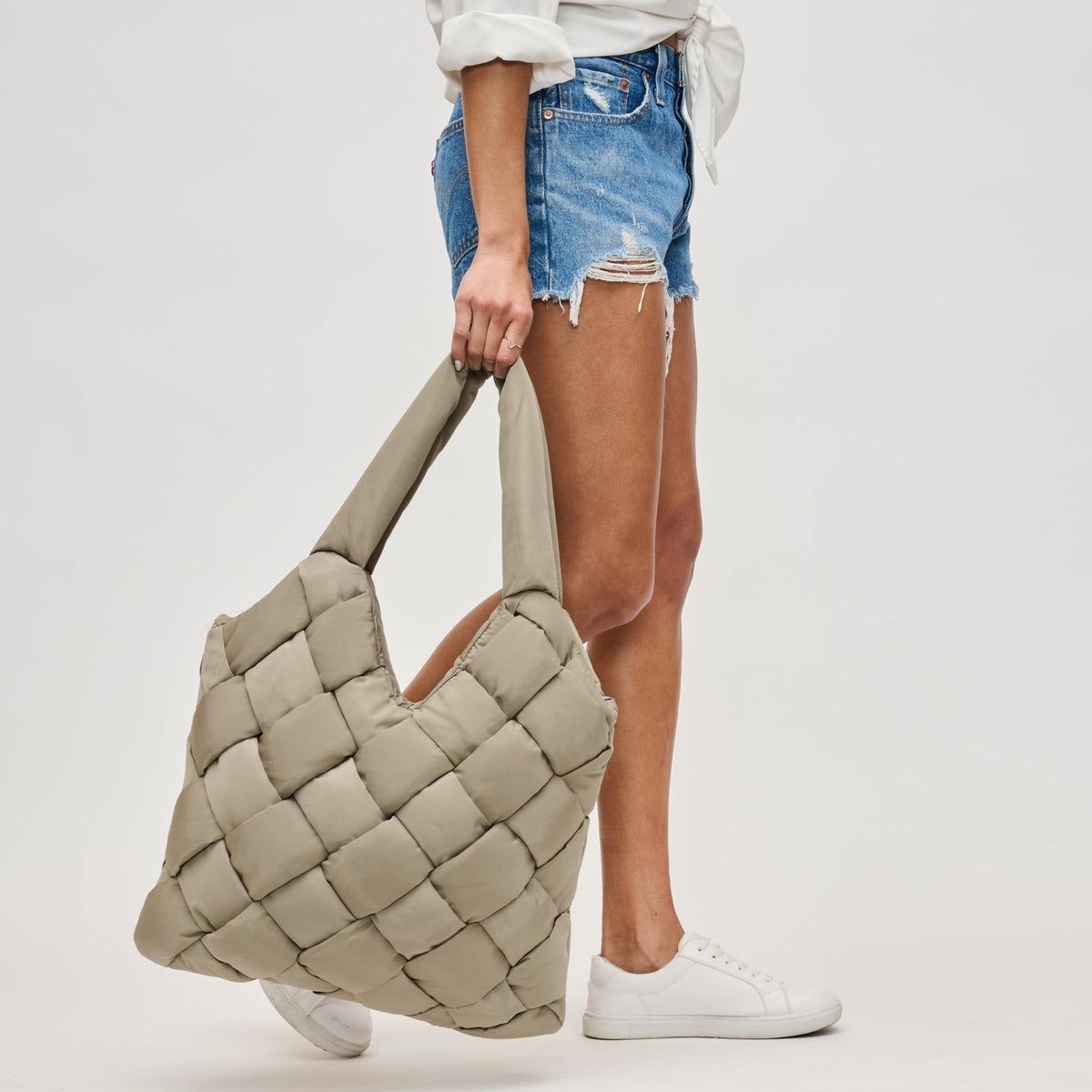 Woman wearing Desert Sage Sol and Selene Illumine Tote 841764111928 View 4 | Desert Sage