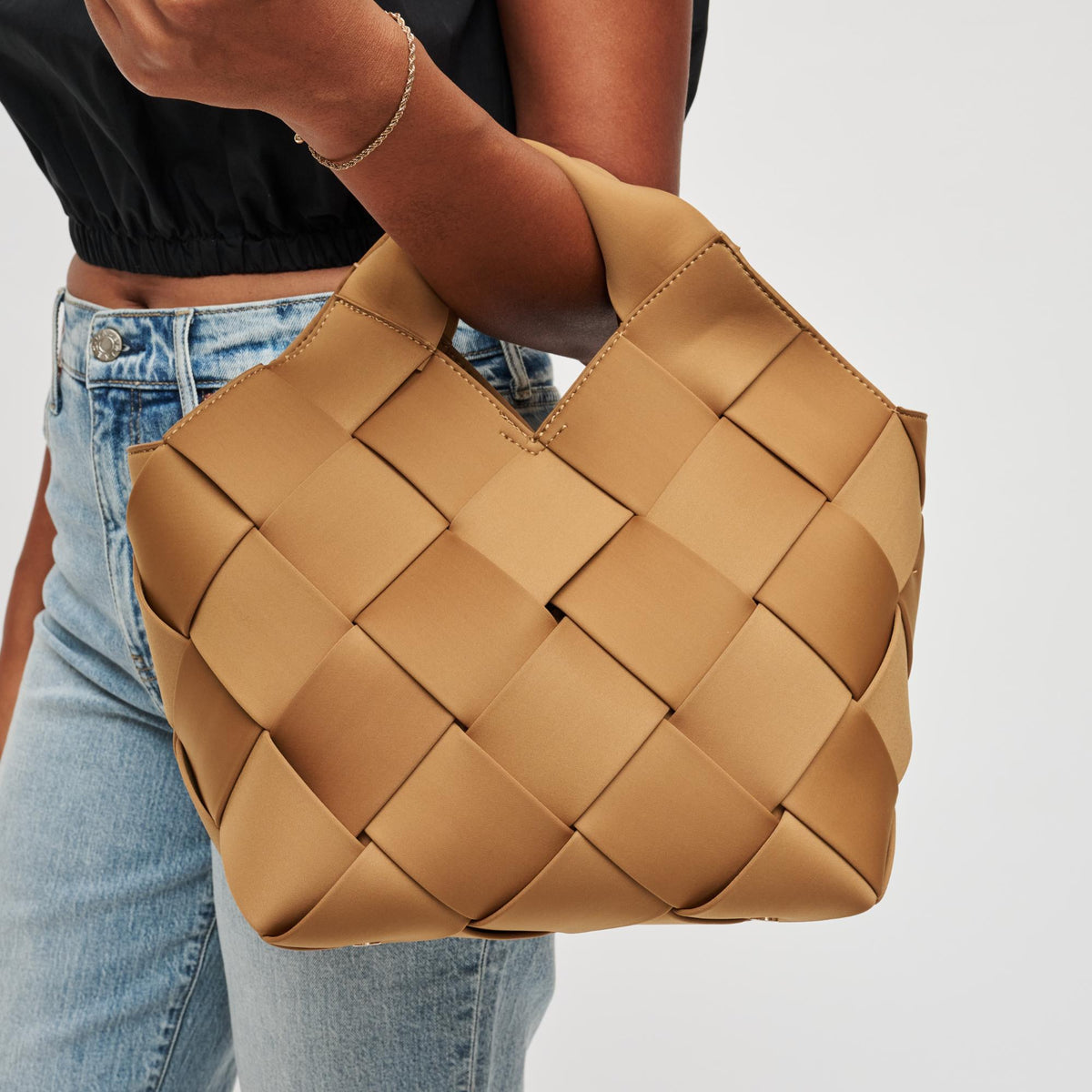 Woman wearing Sand Sol and Selene Resilience - Woven Neoprene Tote 841764112055 View 1 | Sand